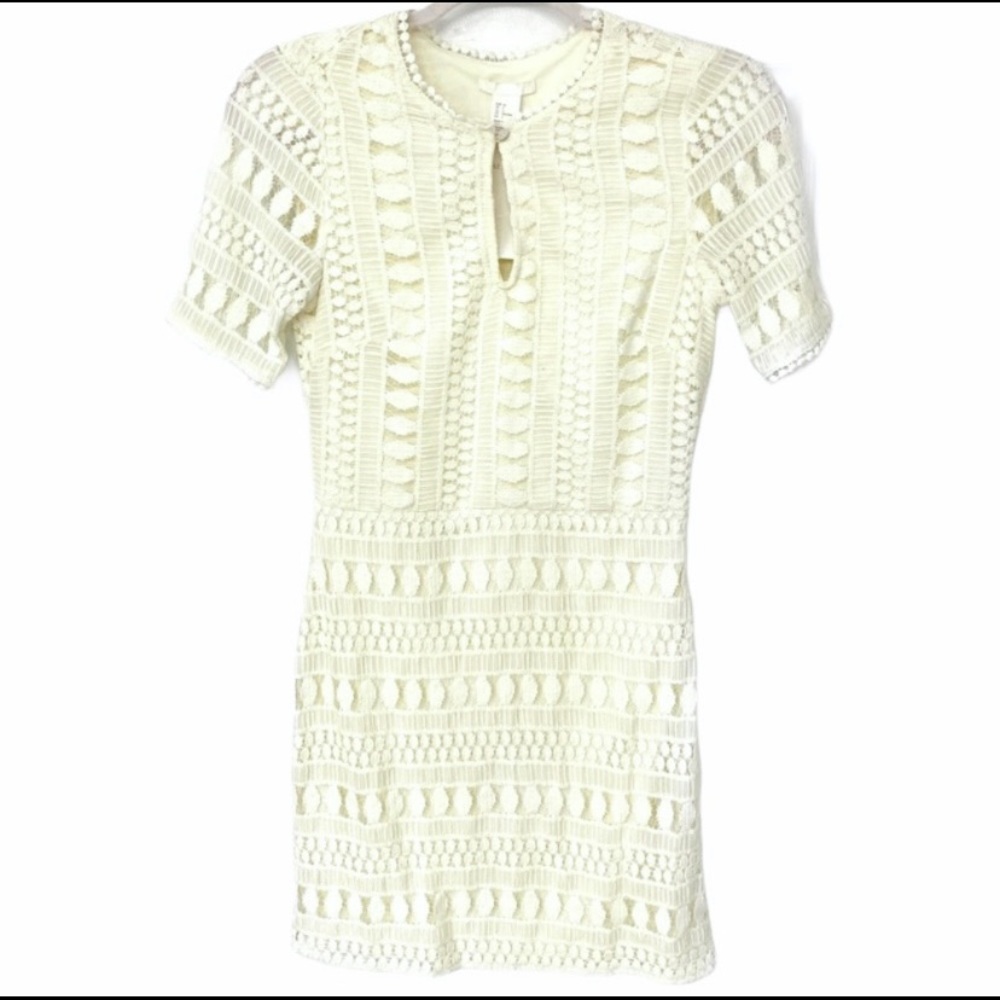 NEW H&M Ivory Lace Crochet Short Sleeves Crew Keyhole Neck Mini Dress